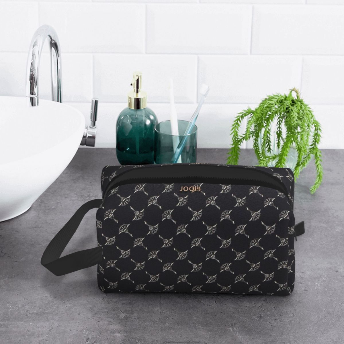 Tas Perlengkapan Mandi J-joops - J Beauty Makeup ulasan dan harga